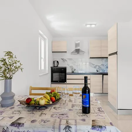 1 Bedroom Amazing In דירה *